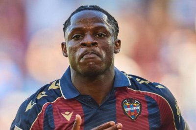Etta Eyong, en la mira del Newcastle United para reforzar su delantera