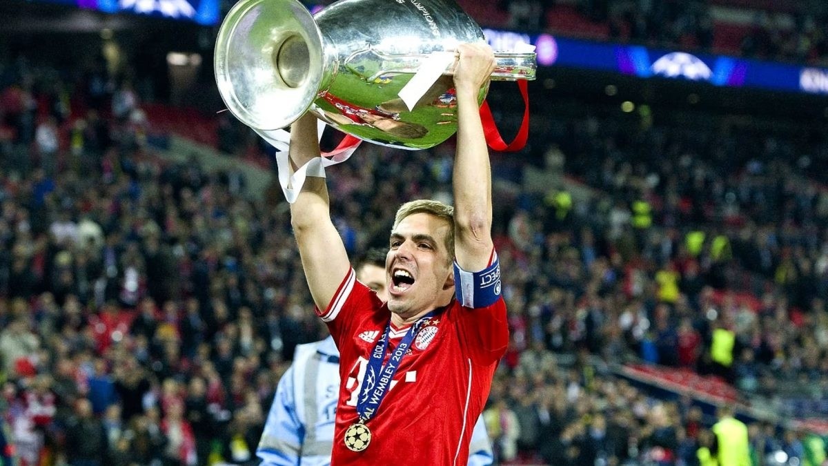Xavi Espart, el futuro de Barcelona, comparado con Philipp Lahm