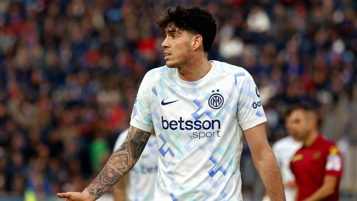 El dilema táctico de Bastoni en el Barça: Adaptación y Estilo de Juego