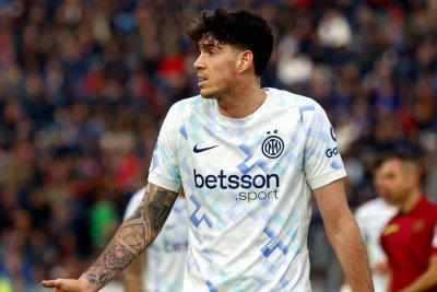 El dilema táctico de Bastoni en el Barça: Adaptación y Estilo de Juego