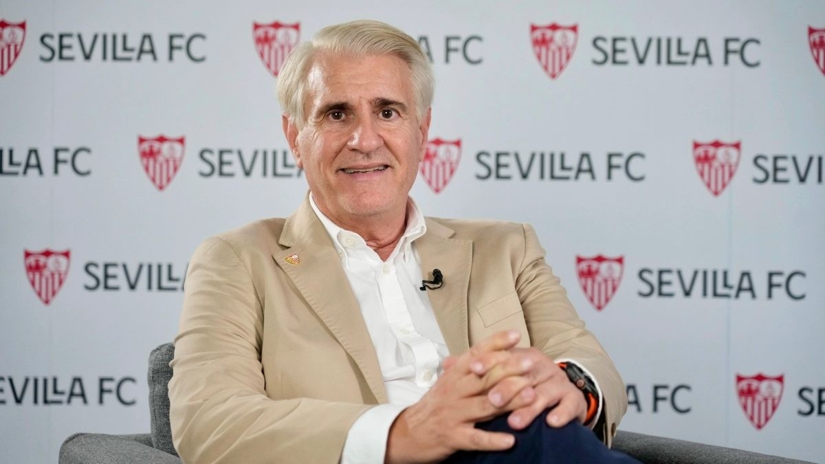 Marius Marin, una incorporación estratégica para el Sevilla sin coste de traspaso
