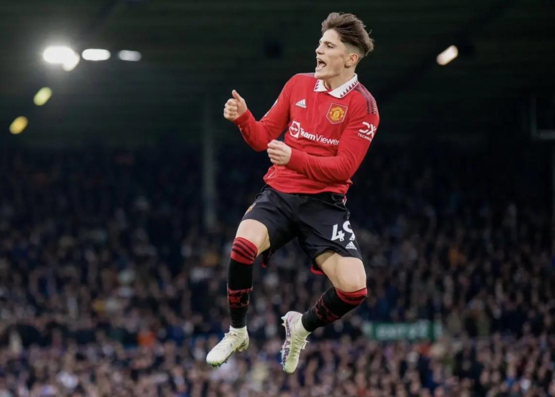 Garnacho busca nuevos horizontes lejos del Manchester United