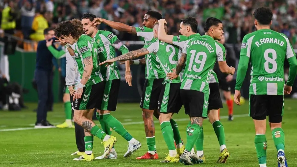 Kevin Lomónaco se suma a las filas del Real Betis en un movimiento clave para su defensa