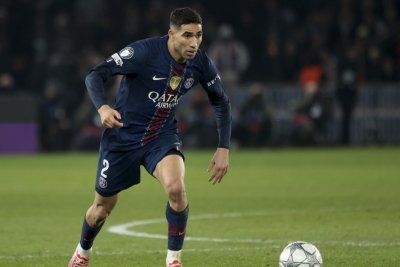 Achraf Hakimi y su táctica de negociación con el PSG: un pulso estratégico