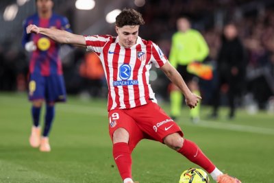 Estrategia del FC Barcelona para fichar a Julián Álvarez sin desestabilizar su economía