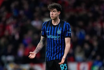 El Barcelona intensifica su interés por Bastoni mientras el Inter busca alternativas