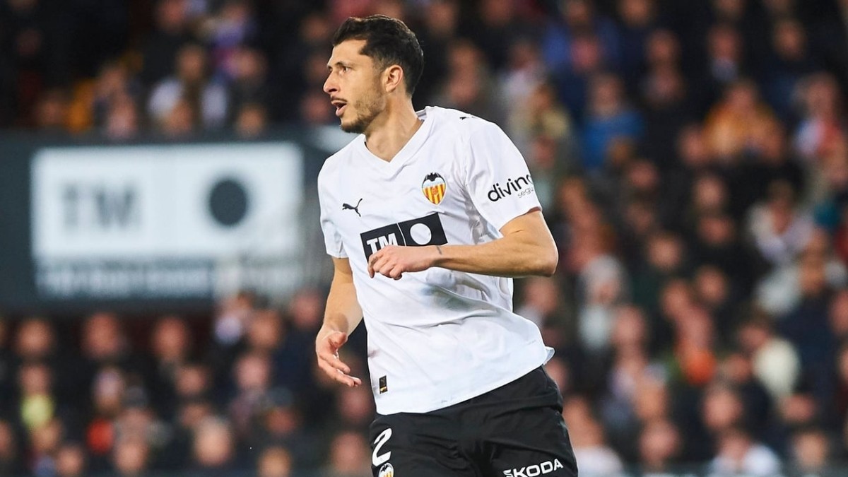 Villarreal CF remodela su centro del campo con fichajes estratégicos