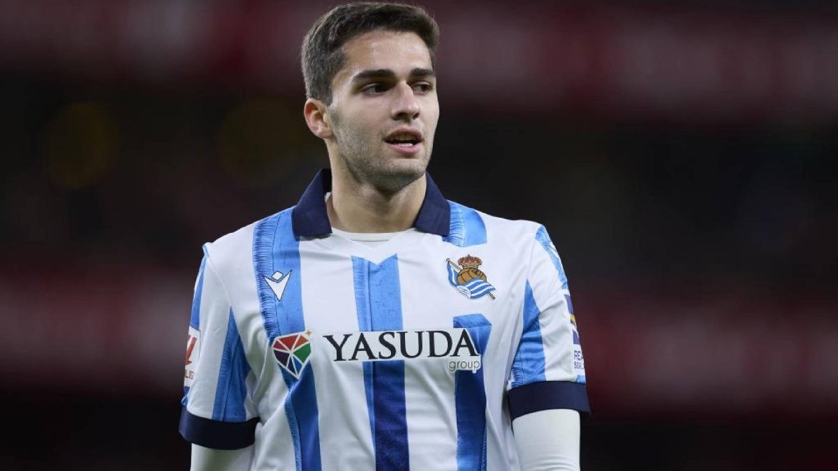 El incierto futuro de Arsen Zakharyan en la Real Sociedad