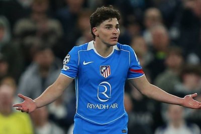 El futuro de Julián Álvarez entre Atlético de Madrid y Barcelona agita LaLiga