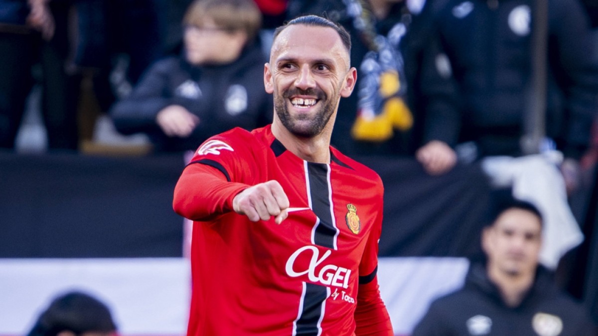 La pugna entre el FC Barcelona y Charlotte FC por Vedat Muriqi