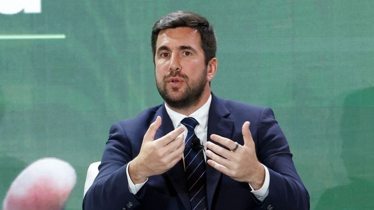 Enrique Riquelme revoluciona la carrera presidencial en el Real Madrid con la posible incorporación de Victor Osimhen