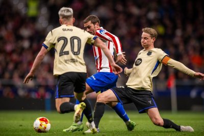 La disputa por Julián Álvarez intensifica las tensiones entre Atlético de Madrid y FC Barcelona