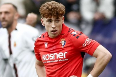 El Newcastle mueve ficha por Víctor Muñoz y ya negocia con Osasuna
