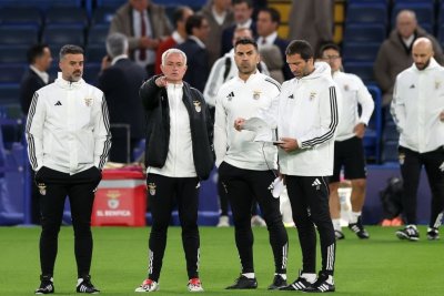 Mourinho aprieta al Real Madrid por otro central y pone tres nombres sobre la mesa