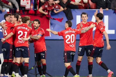 El Benfica sigue a Enzo Boyomo, pero Osasuna no ha recibido aún una oferta formal