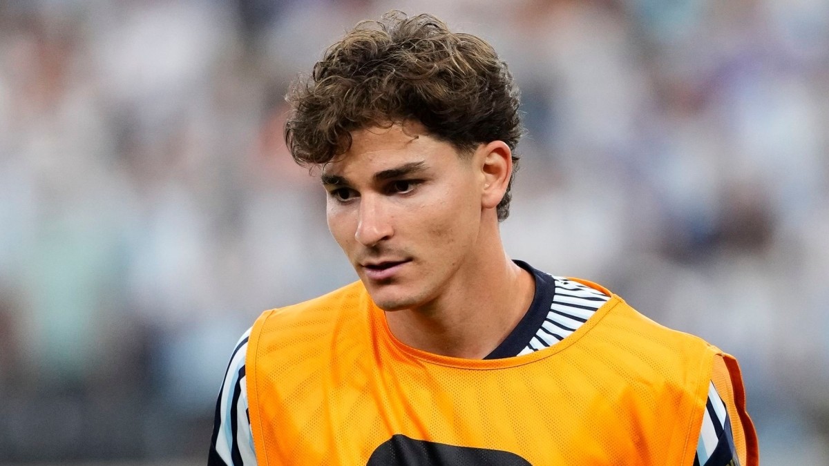 Osimhen gana peso en el Atlético si Julián Álvarez sale por más de 100 millones