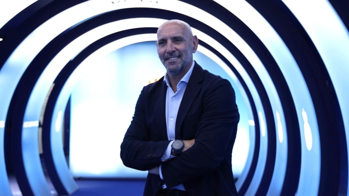 Hartman, el lateral que Monchi quiere convertir en el primer refuerzo del Espanyol