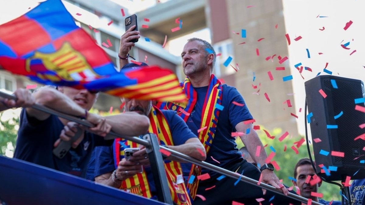 Cancelo gana peso en el Barça y Flick aprieta para que siga