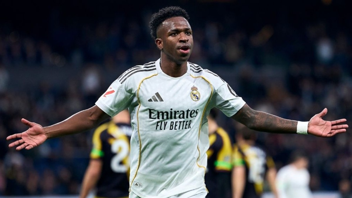 El Real Madrid estudia hasta siete salidas para hacer hueco a sus fichajes