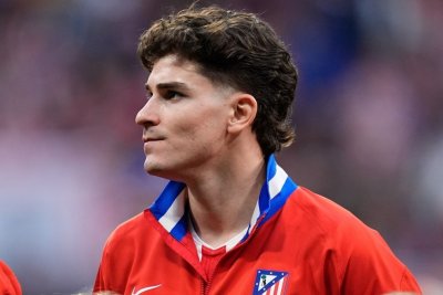 El Atlético cierra la puerta a Julián Álvarez pese al interés del Barcelona