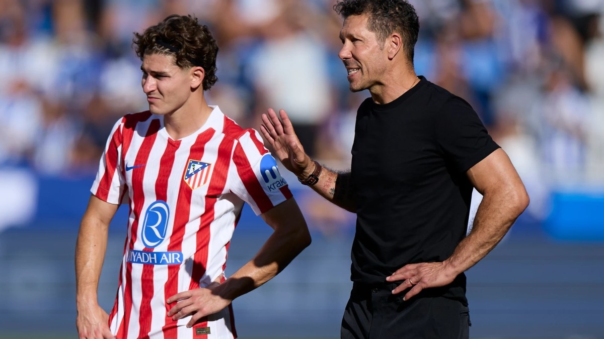 Simeone se posiciona sobre Julián Álvarez y refuerza el mensaje del Atlético