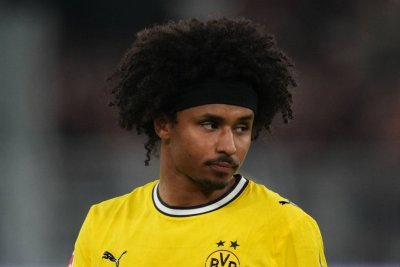 El Borussia Dortmund frena la primera oferta del Barcelona por Karim Adeyemi