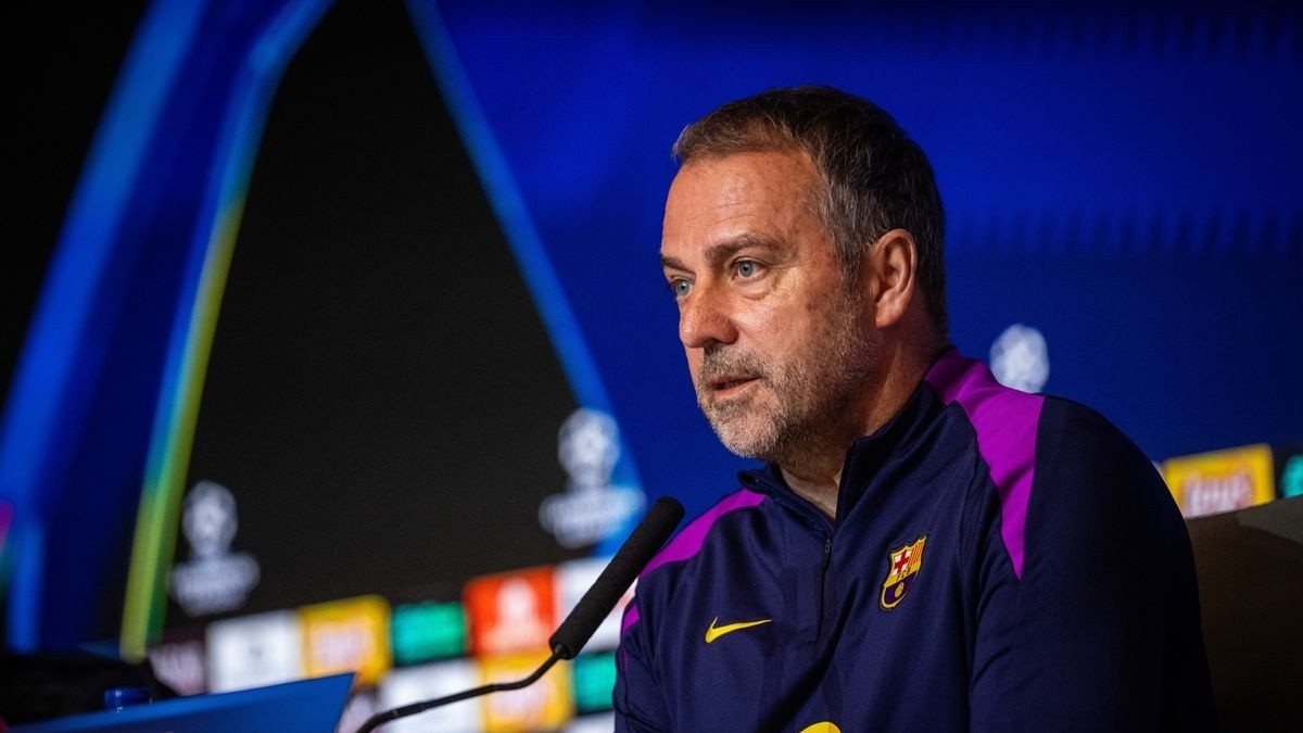Flick gana peso en el Barça y marca el perfil de los fichajes de este verano