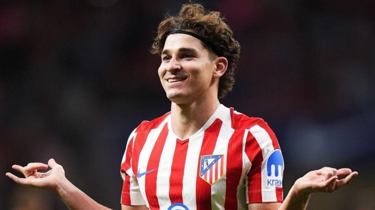 El Atlético tanteó a Marc Bernal en la operación por Julián Álvarez y el Barça cerró la puerta