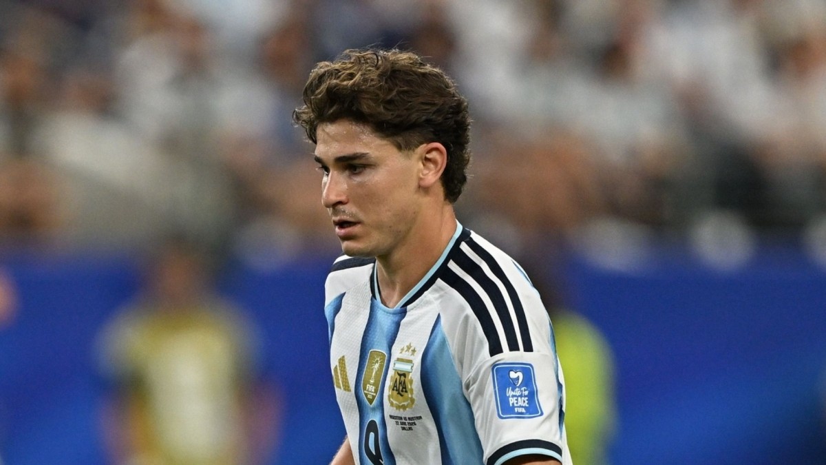 El Barcelona prepara un nuevo intento por Julián Álvarez tras el Mundial
