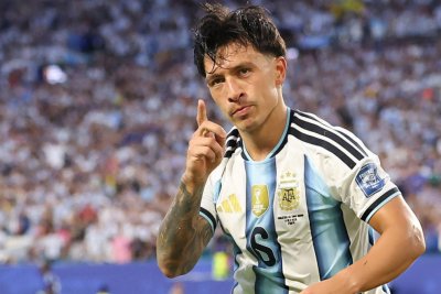 El Atlético mueve ficha por Lisandro Martínez y estudia una operación de 40 millones