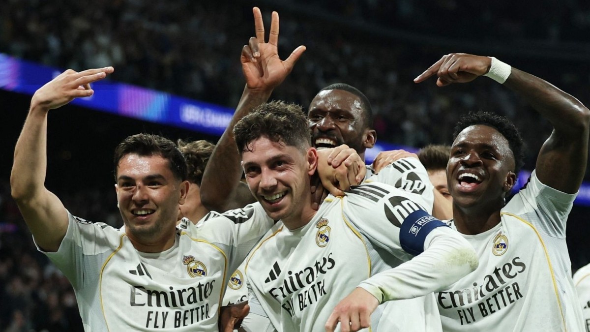El Besiktas aprieta por Raúl Asencio y Mourinho no vería con malos ojos su salida