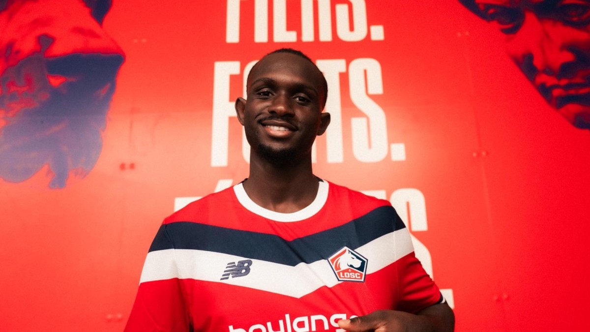 Nianzou sale del Sevilla rumbo al Lille con una rebaja salarial drástica
