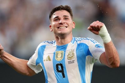 Julián Álvarez solo piensa en el Barça y complica la estrategia del Atlético y del Arsenal