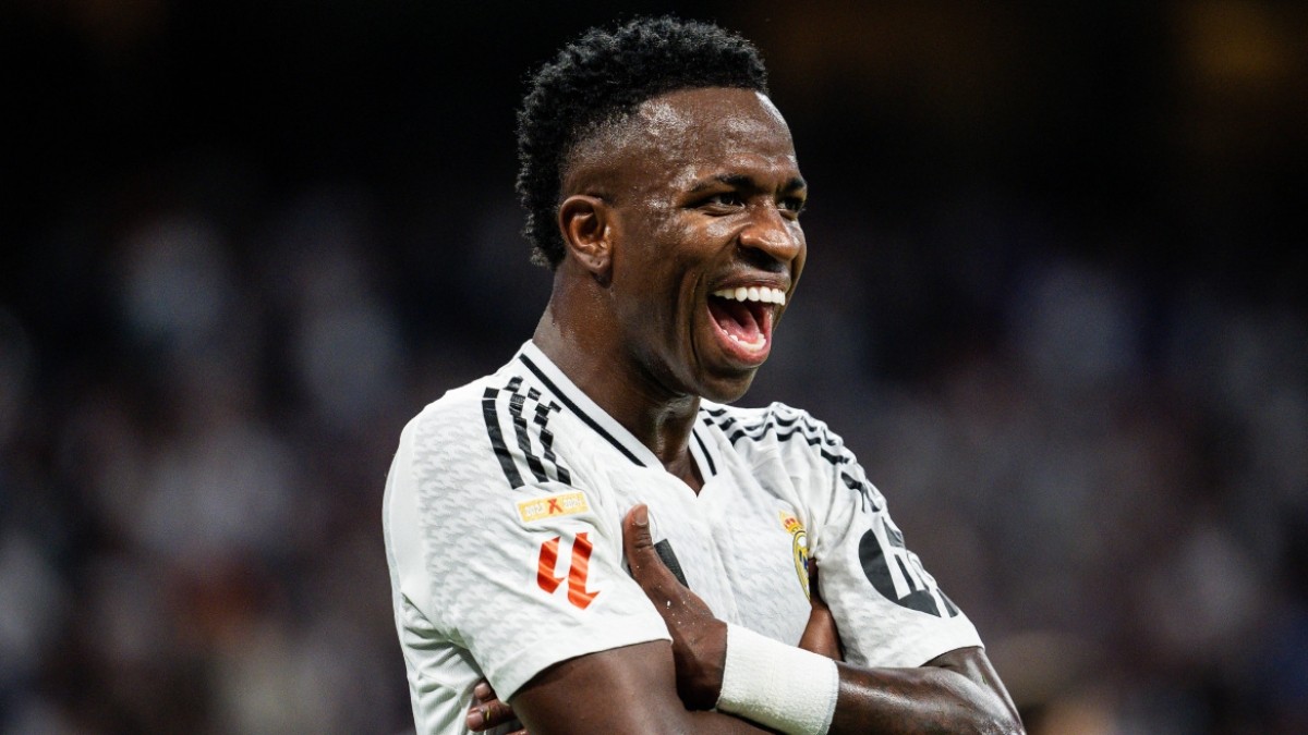 El Arsenal estudia una oferta récord para Vinicius mientras el Real Madrid acelera su renovación