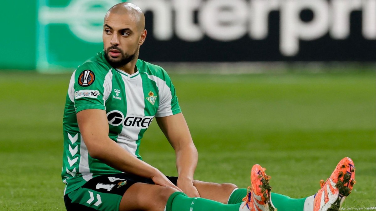 El Villarreal se suma a la carrera por Sofyan Amrabat con el Al-Ittihad al acecho