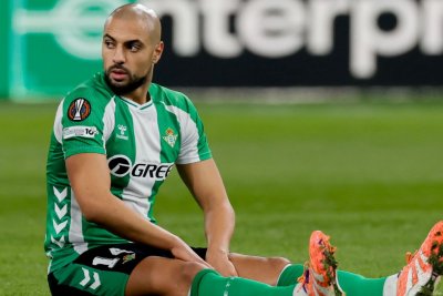 El Villarreal se suma a la carrera por Sofyan Amrabat con el Al-Ittihad al acecho