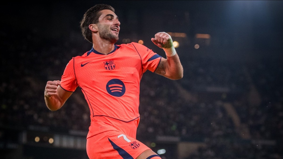 Ferran Torres deja abierta su continuidad en el Barcelona mientras el club aplaza la renovación