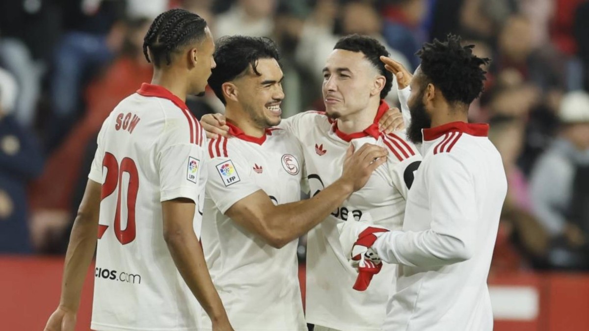 El Sevilla fija precio a Djibril Sow ante el interés del Genoa