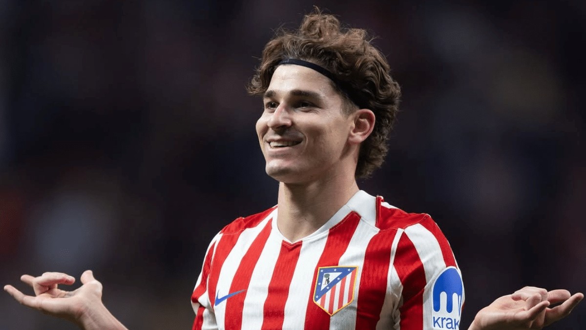 Julián Álvarez se acerca al Atlético mientras el Barcelona sigue al acecho
