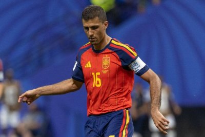 El Barça descarta a Bergvall y mantiene a Rodri como gran objetivo del mercado