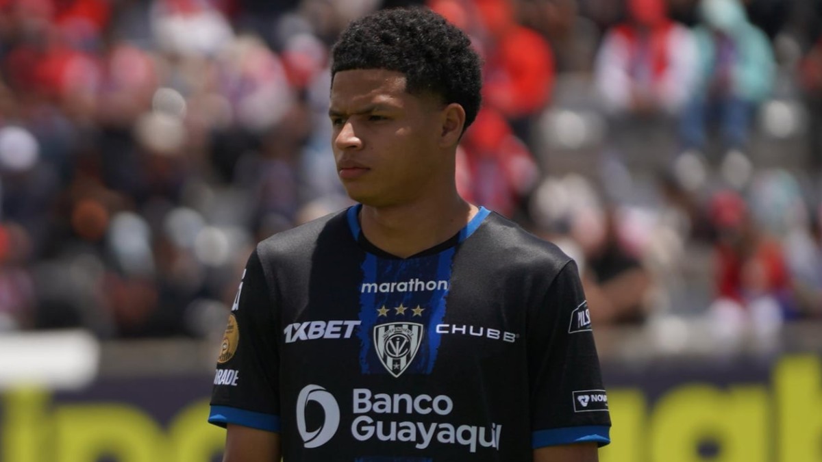 El Sevilla se arriesga a una sanción millonaria si rompe el acuerdo por Patrik Mercado