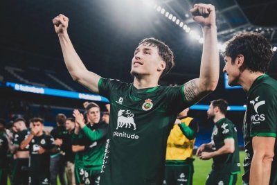 El Racing planta cara al Atlético por Jorge Salinas y solo acepta su cláusula