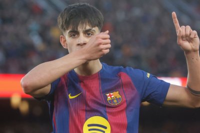 Bernal pide claridad al Barcelona ante la posible llegada de Rodri