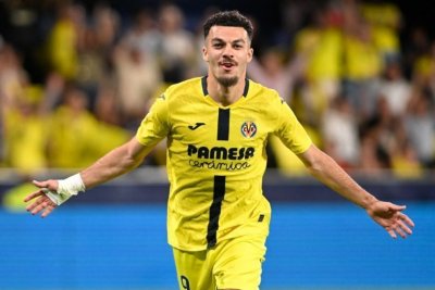 El Villarreal blindará a Mikautadze con una cláusula de 75 millones en el tramo final del mercado