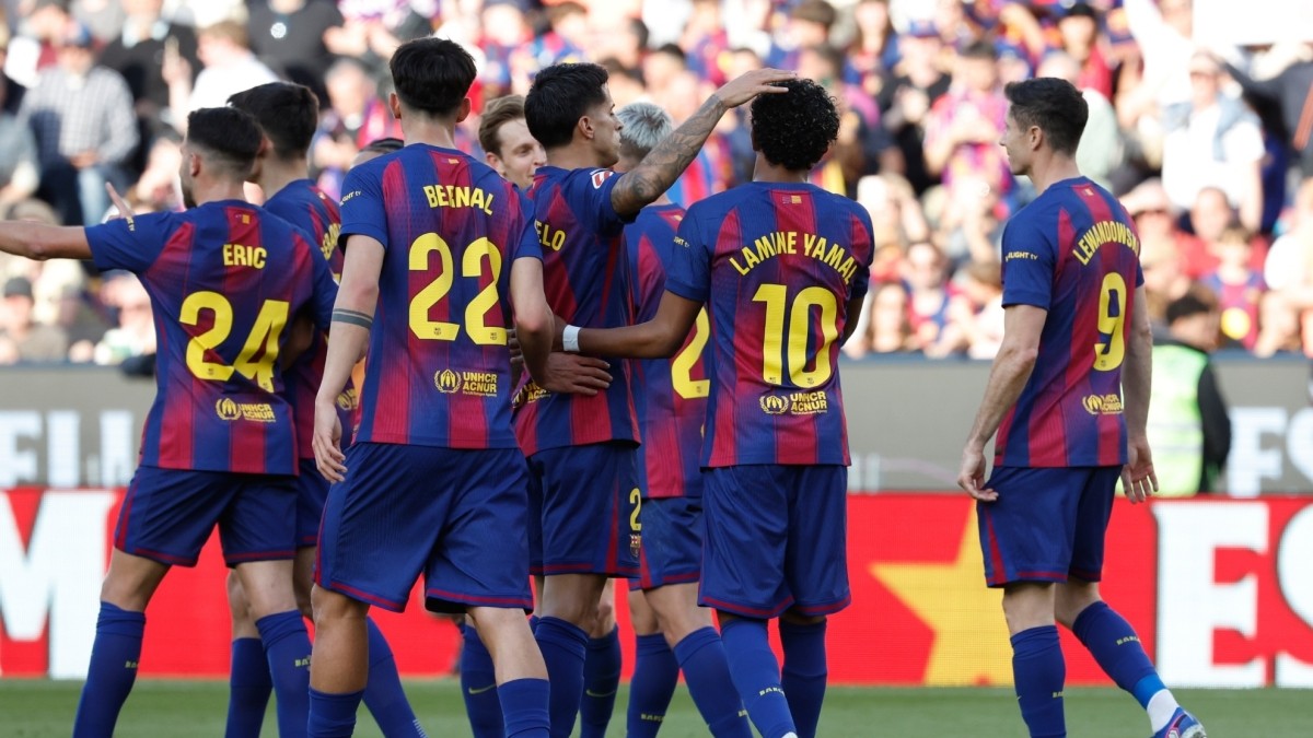 El Barcelona acelera la salida de Héctor Fort y fija su precio entre 15 y 20 millones