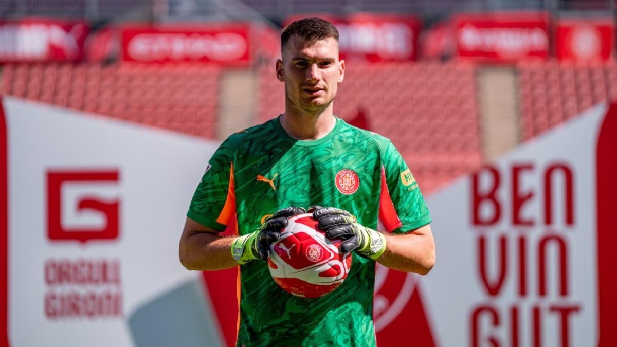El Barcelona deja atado a Livakovic por 4 millones para 2027