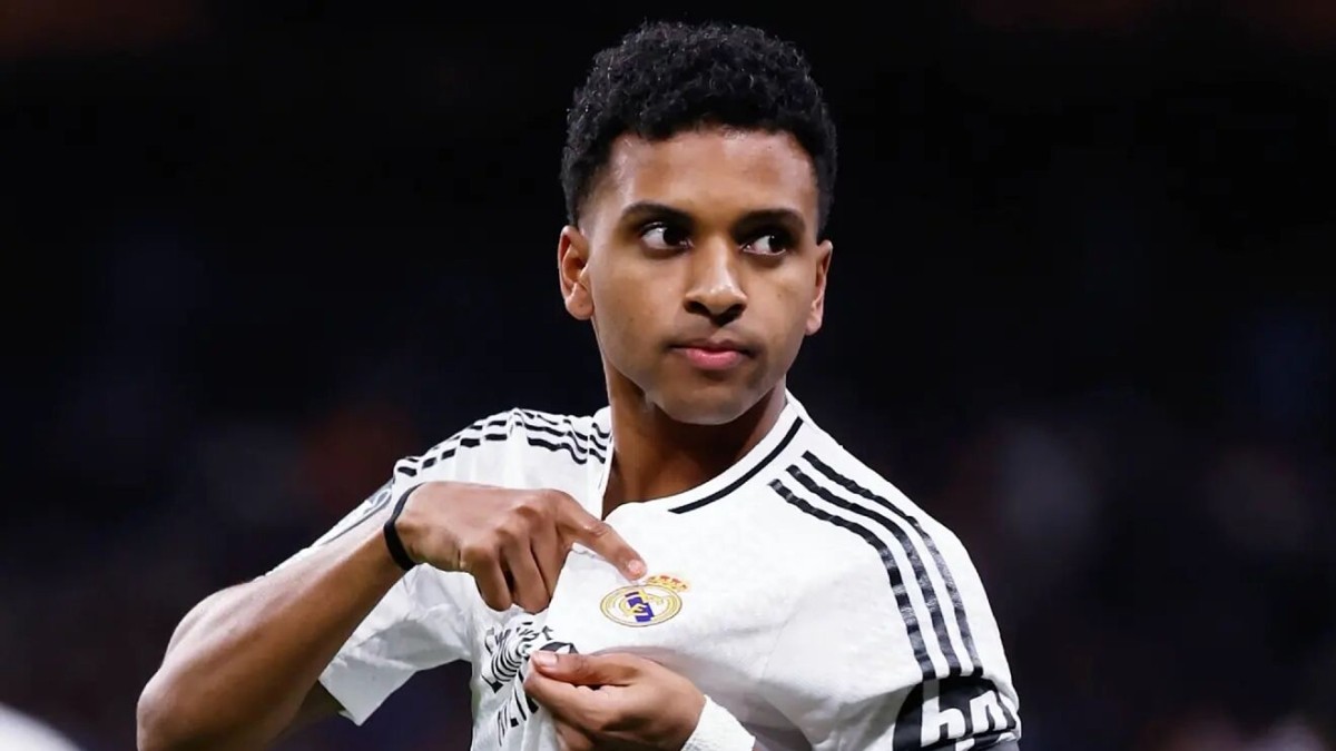 Rodrygo, a la espera de Mourinho mientras el Real Madrid no cierra su futuro