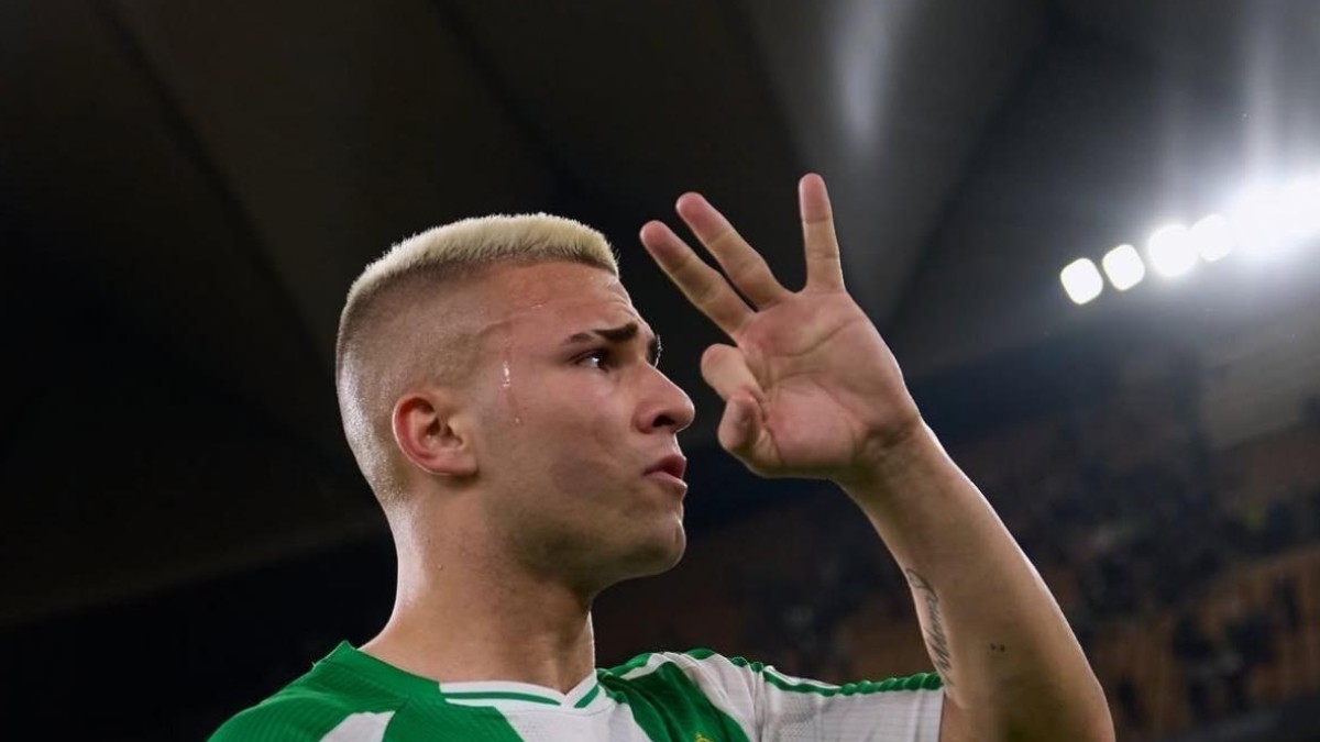 El Hull City sube su apuesta por Pablo García y pone al Betis ante una decisión clave