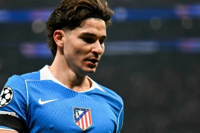 El Barcelona cierra la puerta a Julián Álvarez tras acordar la llegada de Gabriel Jesús