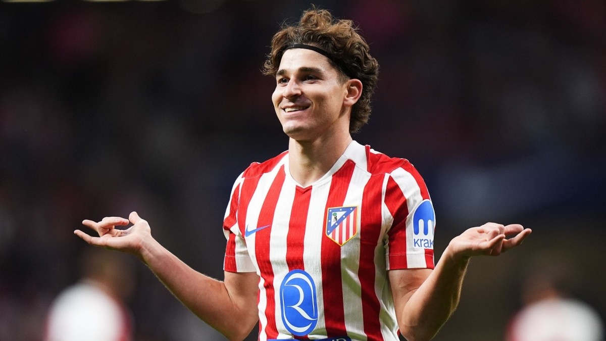 El Atlético da por recuperado a Julián Álvarez y aplaza cualquier salida a enero